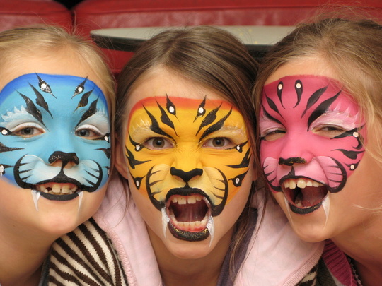 3 tiger piger.jpg